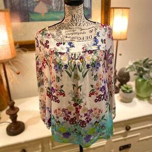Vanessa Virginia Anthropologie Floral Sheer Silk Ombre blouse Size US 2, small